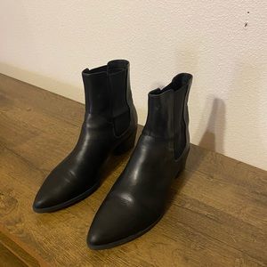 Vagabond Shoemaker Black Booties size 41